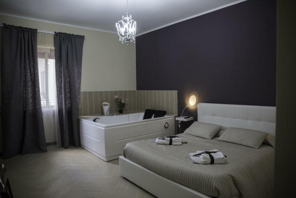 Il Centro Short Lets Hotel Valguarnera Caropepe Екстериор снимка